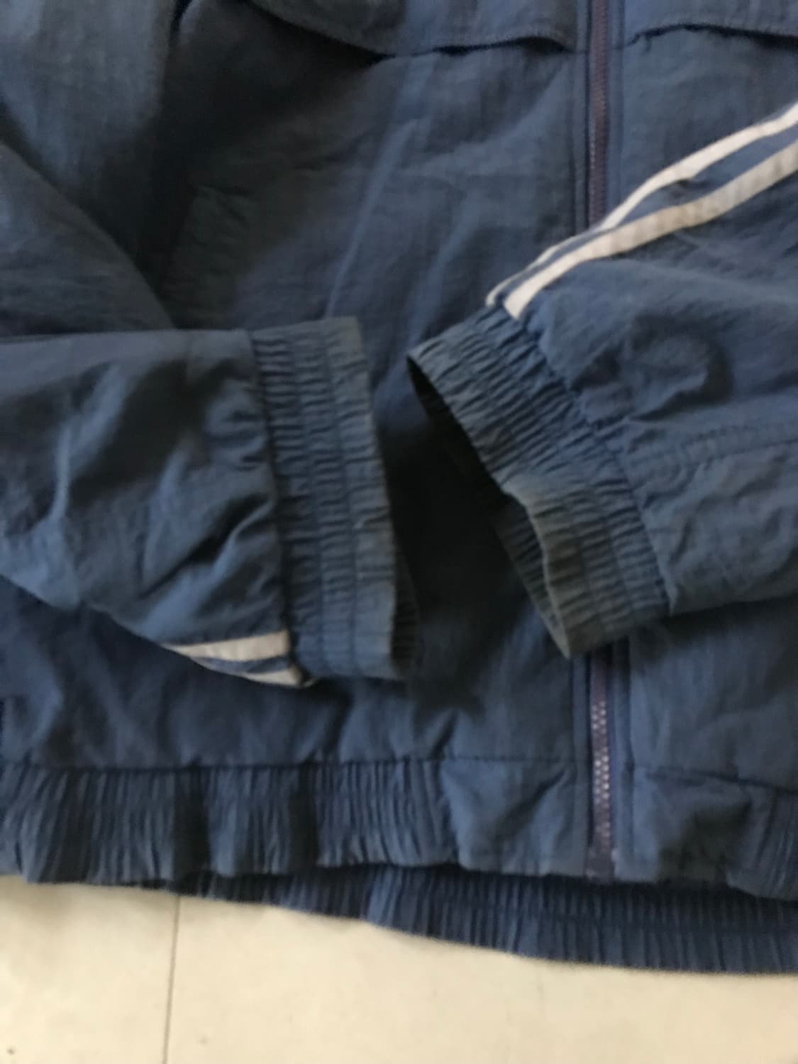 아디다스 90s 후드 누빔패딩 상품이미지9