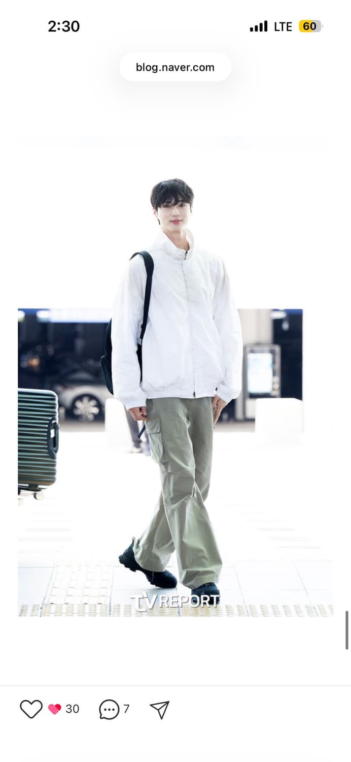 아크네 스튜디오 로고 자켓 바람막이 더스티 화이트 상품이미지7