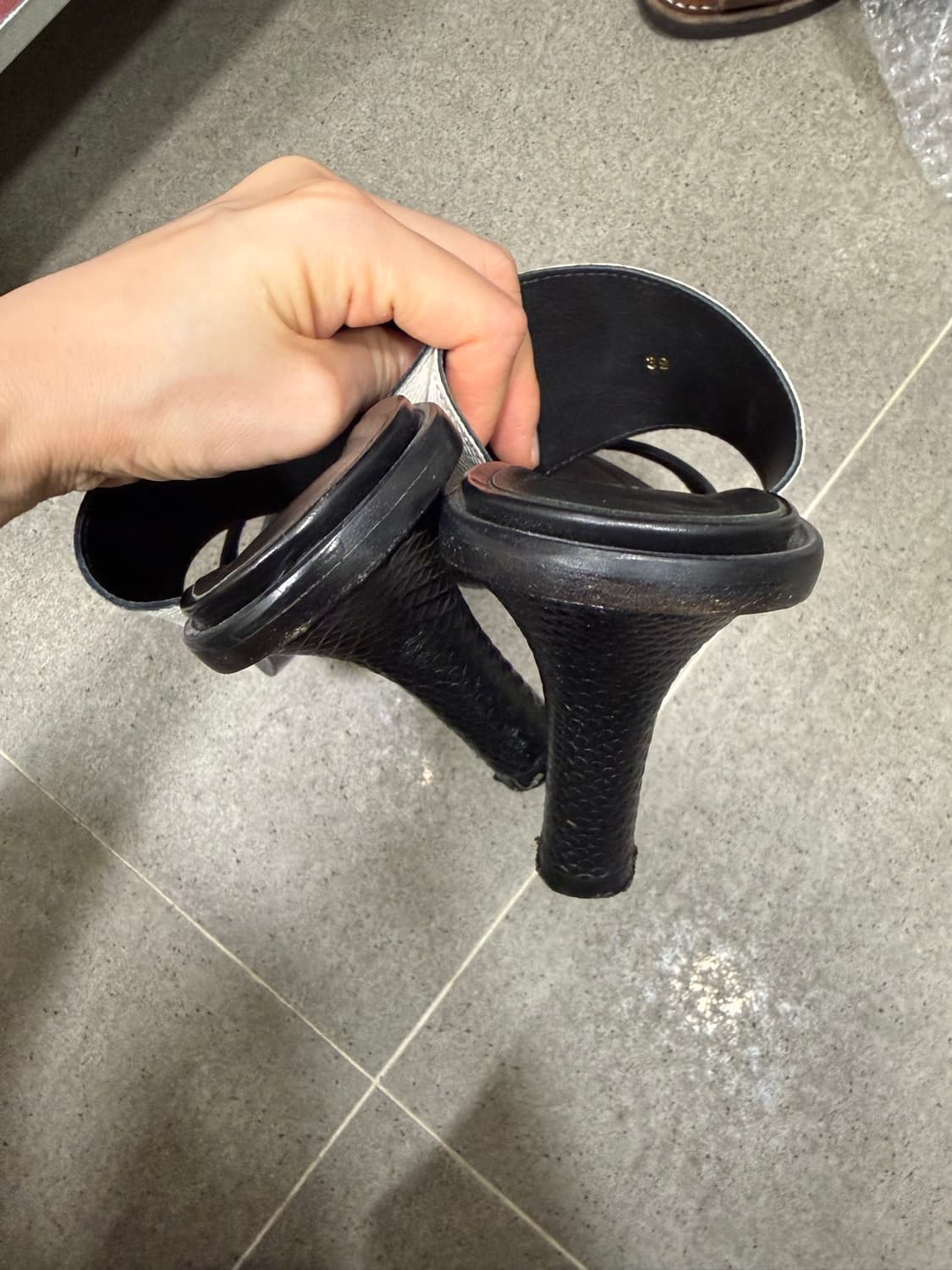 헬무트랭 편안한 레더샌들  상품이미지5