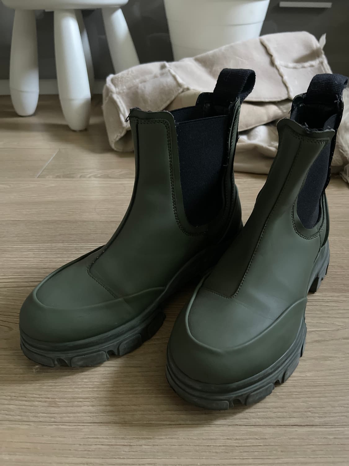 ZARA 첼시부츠 245size (38size) 상품이미지1