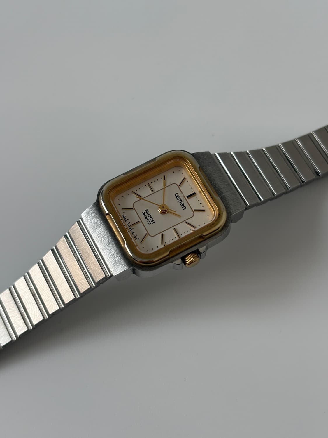 1980s Leman Gold Bezel Ladies Quartz 상품이미지4