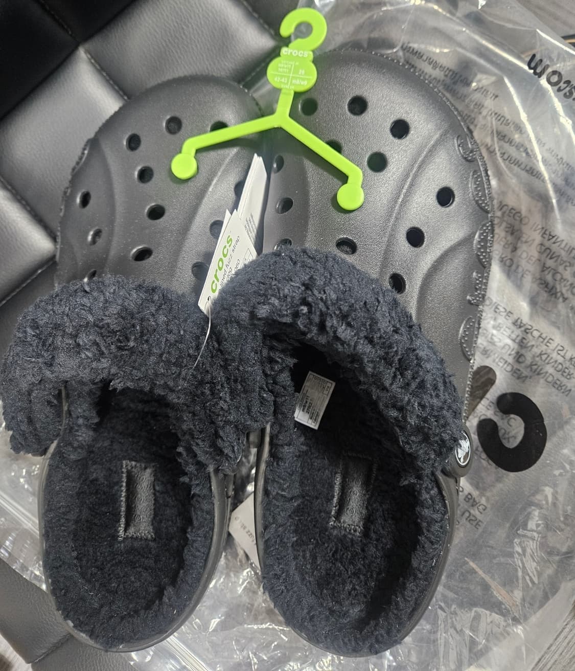 크록스 블랙  바야 라인드 퍼즈 스트랩 클로그 새상품 상품이미지2