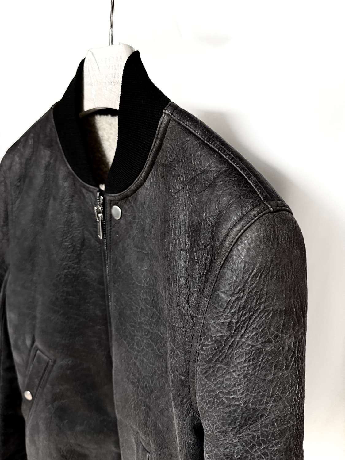 릭오웬스18 FW 카프스킨 크랙바인 무스탕 항공봄버 상품이미지2