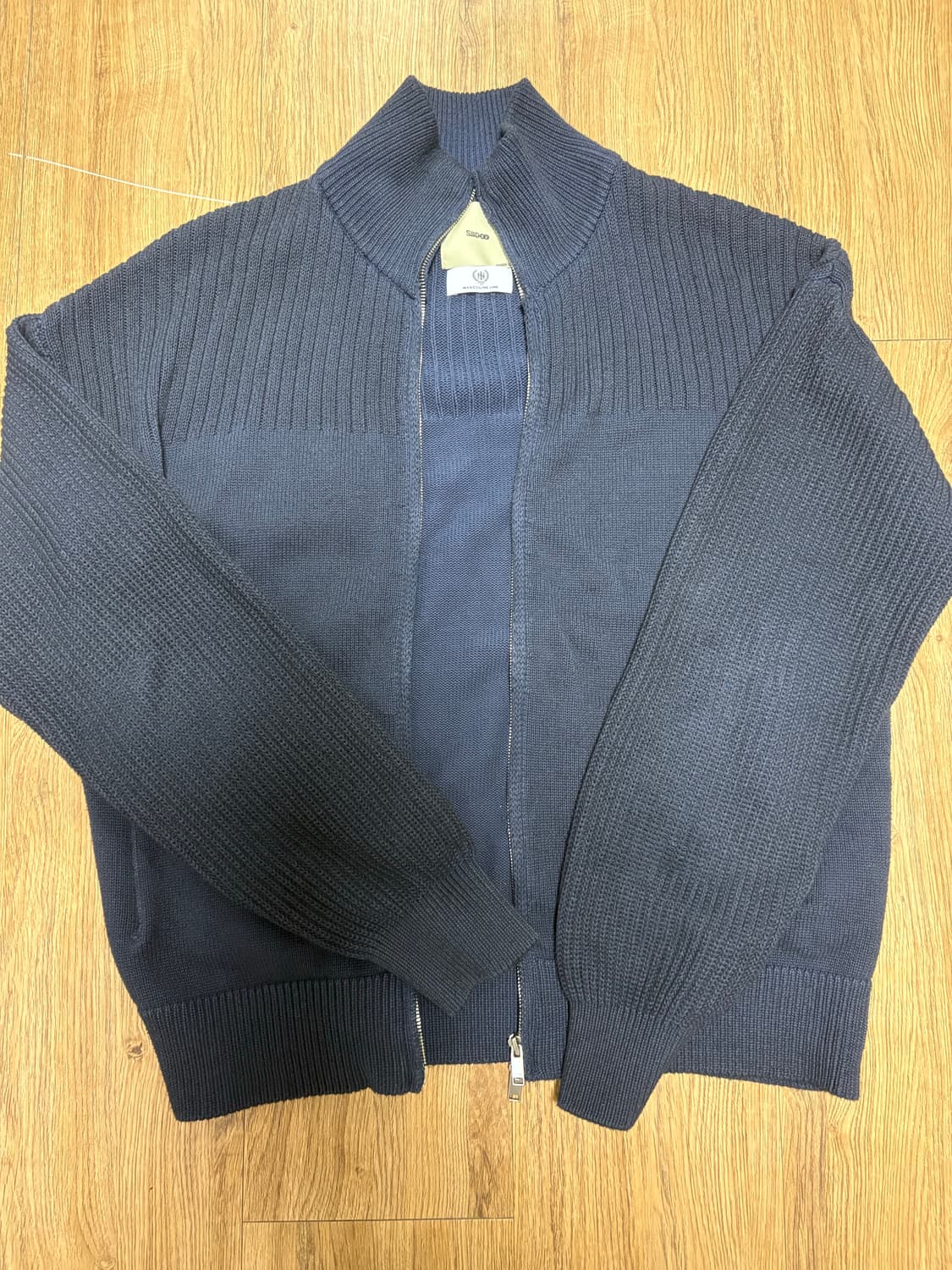 시도 siiiido 니트집업 네이비 3사이즈 상품이미지3