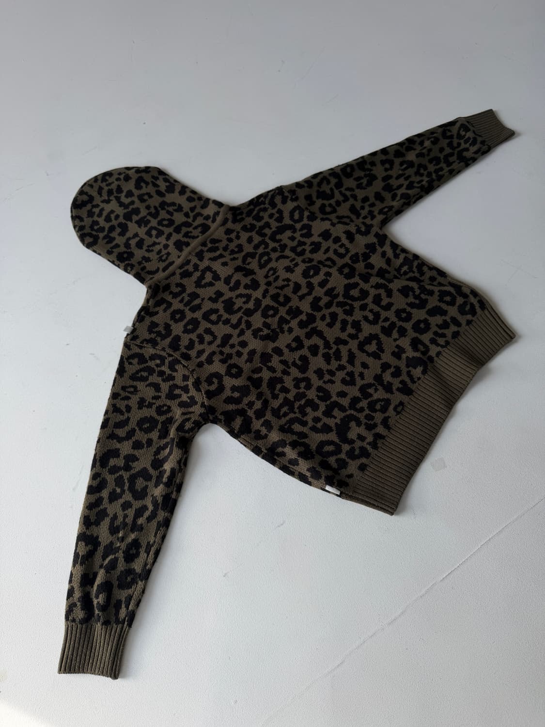 FETCH LEOPARD HOODIE KNIT 상품이미지4