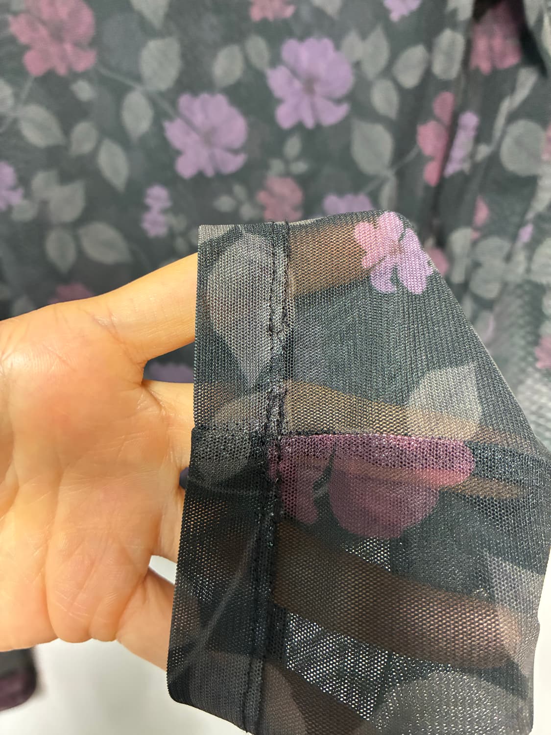 FLORAL MOCK NECK TOP 플로럴 모크넥 탑 상품이미지6