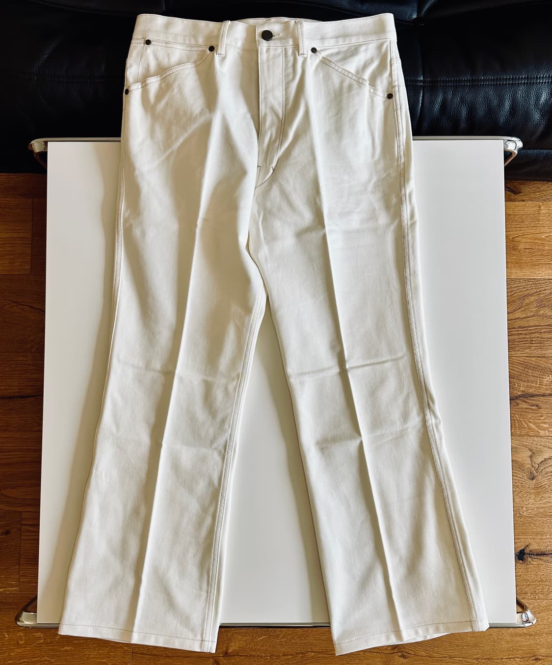 르메르 부츠컷 데님 에크루 컬러 52사이즈 신품 크림진 상품이미지1