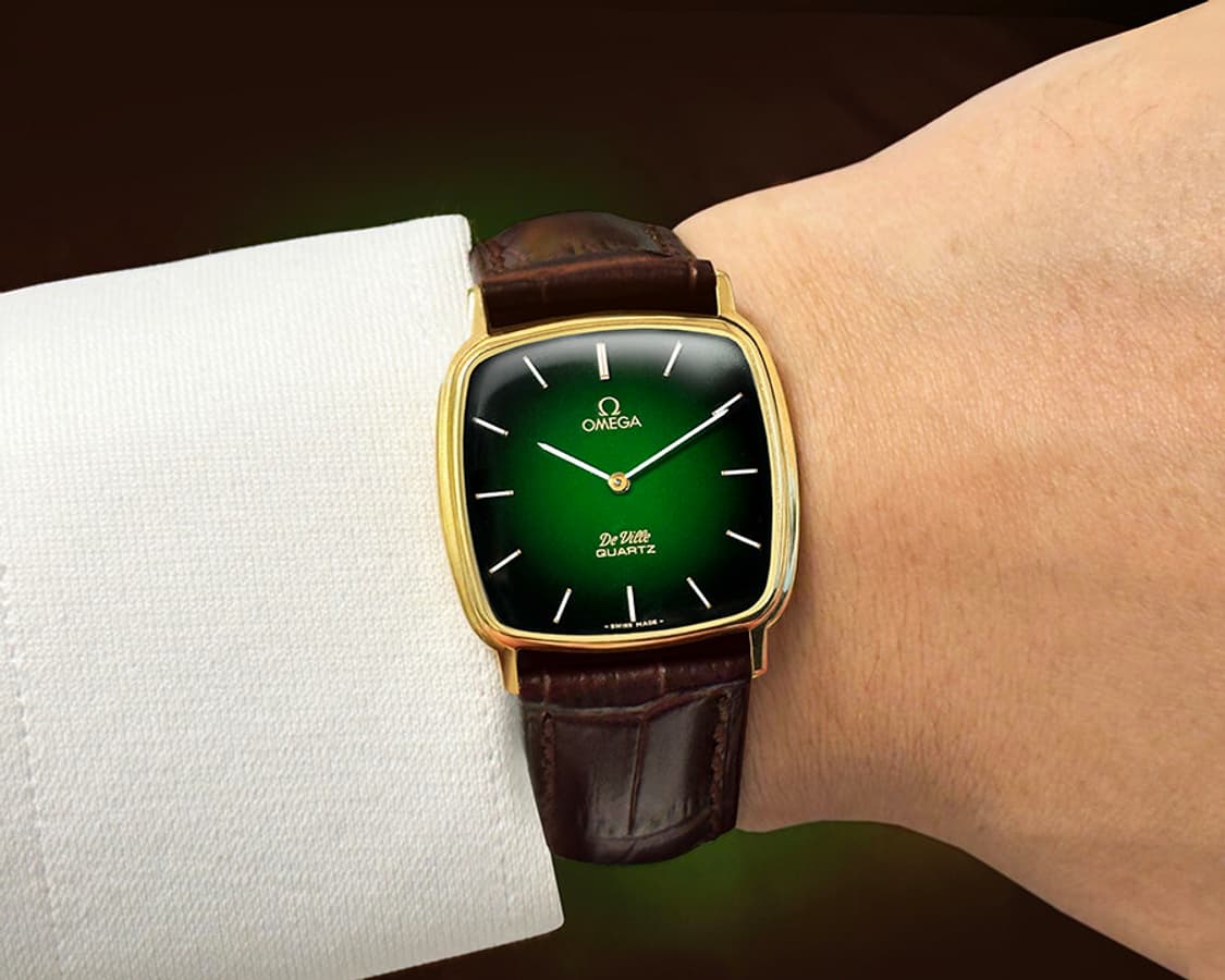 오메가 드빌 녹색투톤 로만 다이얼 쿼츠 남녀공용 가죽 시계 상품이미지9