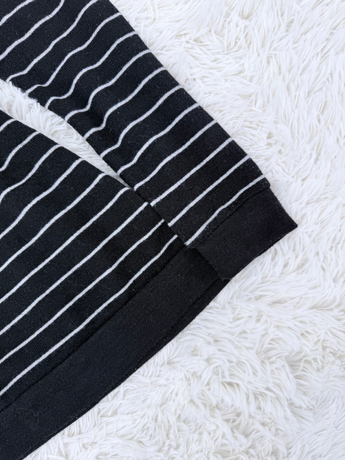 리본스트라이프오프숄더니트 상품이미지3