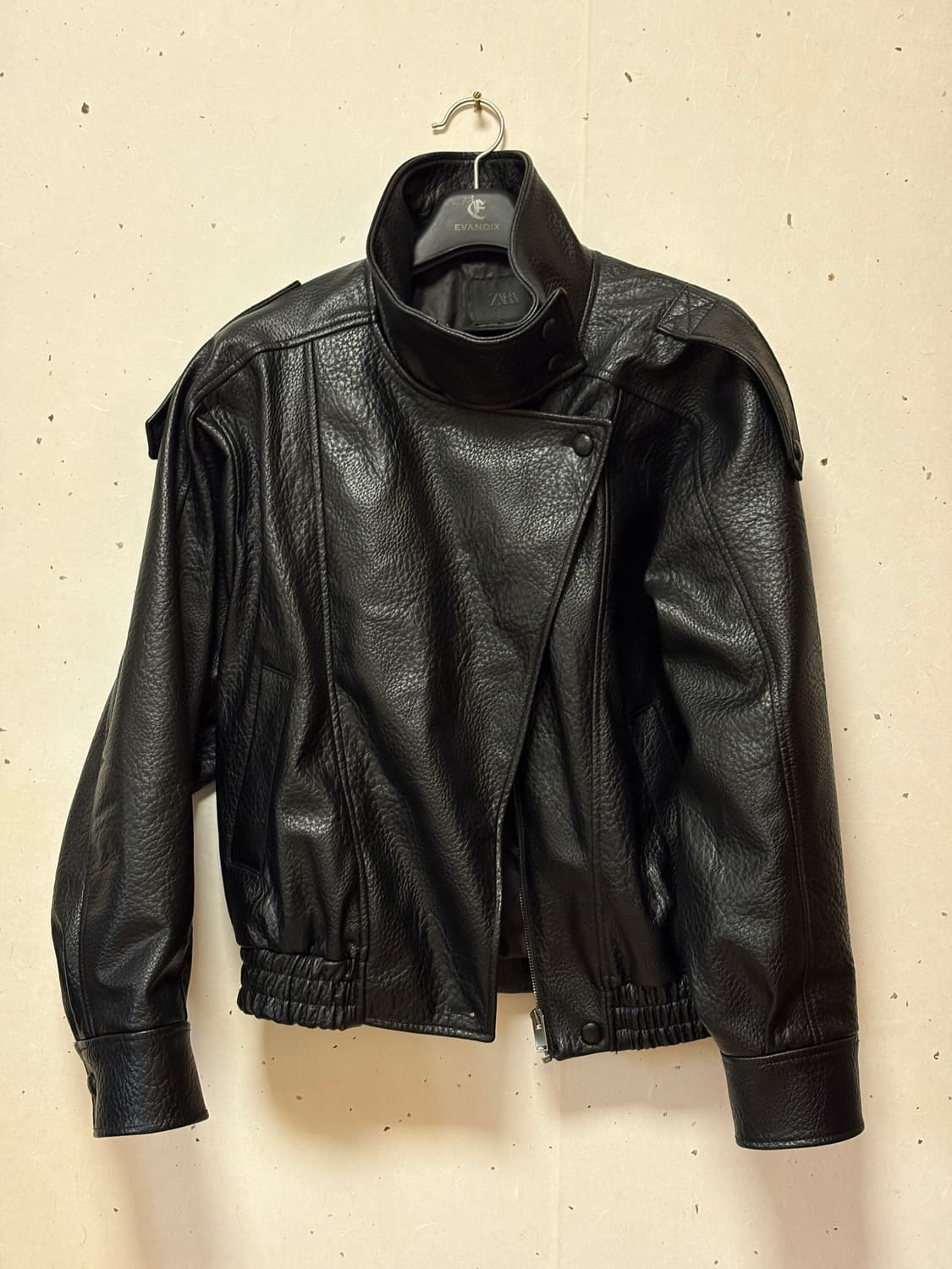 자라 레더자켓 상품이미지2