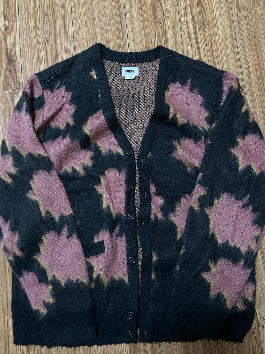 오베이 모헤어 가디건 상품이미지1