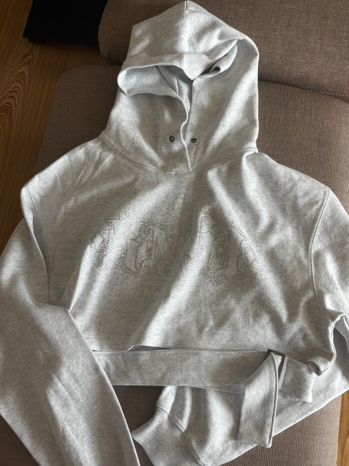 러닝하이 핫픽스 로고 벨트 크롭 후디 [화이트 멜란지] 상품이미지4