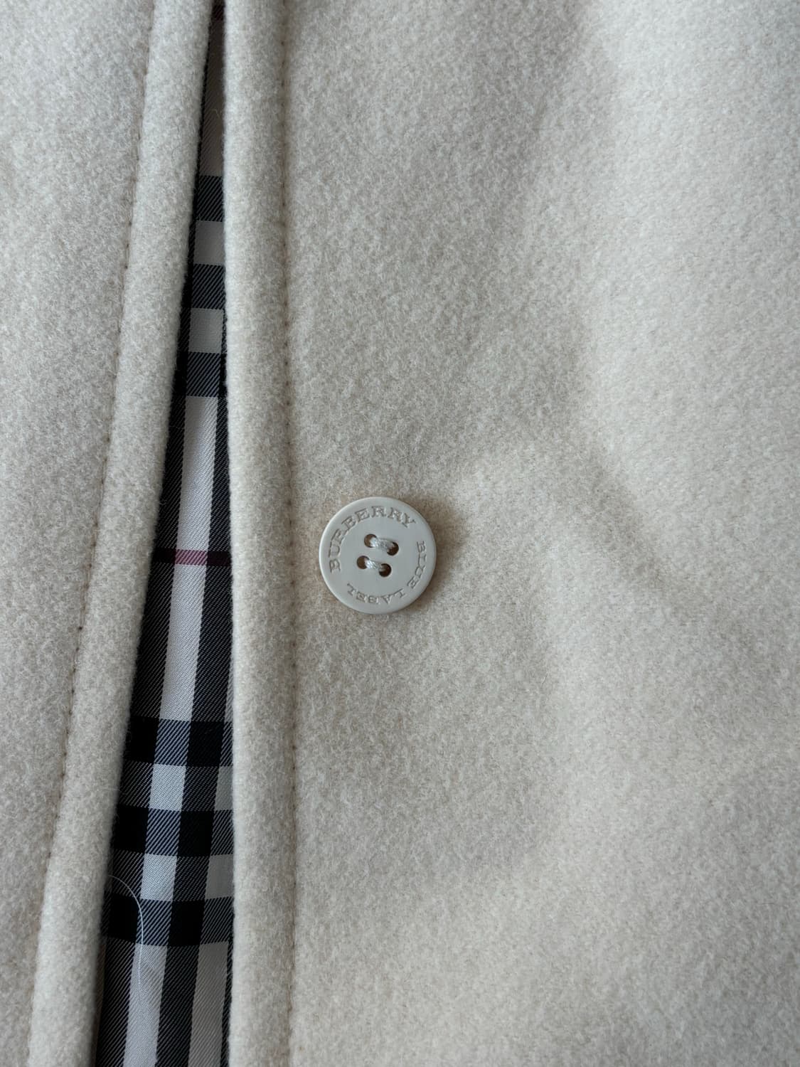 Burberry 버버리 블루라벨 크림 벨티드 코트  상품이미지7