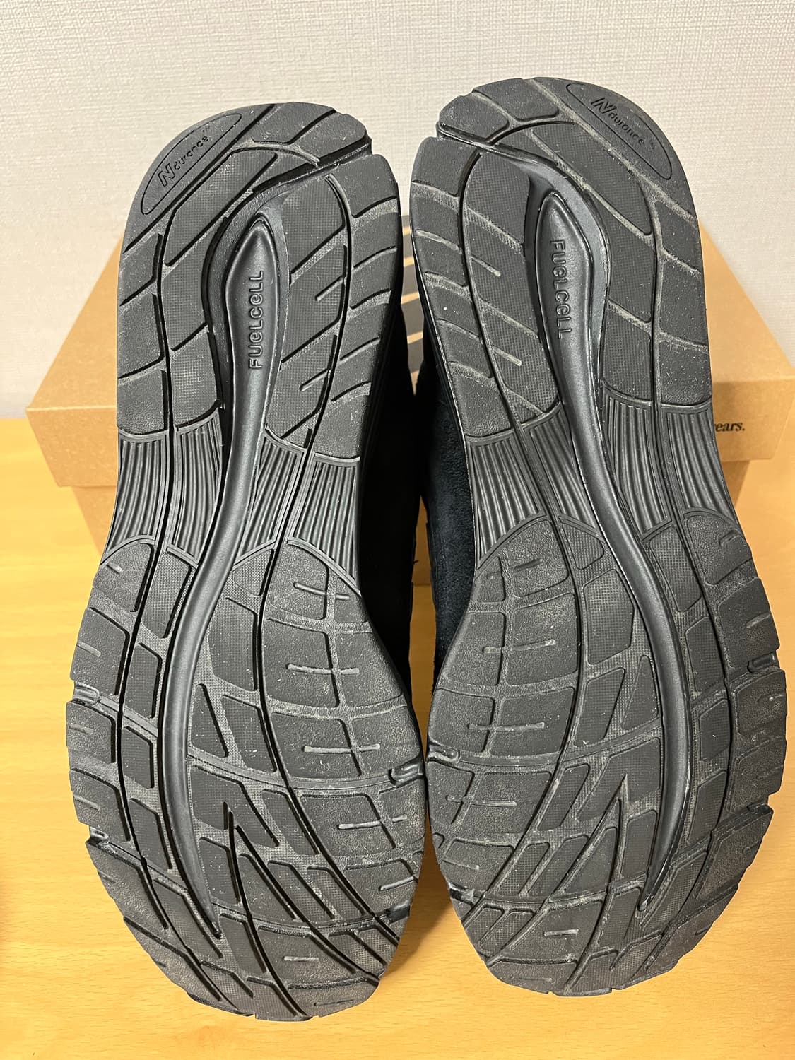 뉴발란스 991v2 트리플 블랙 270 상품이미지5