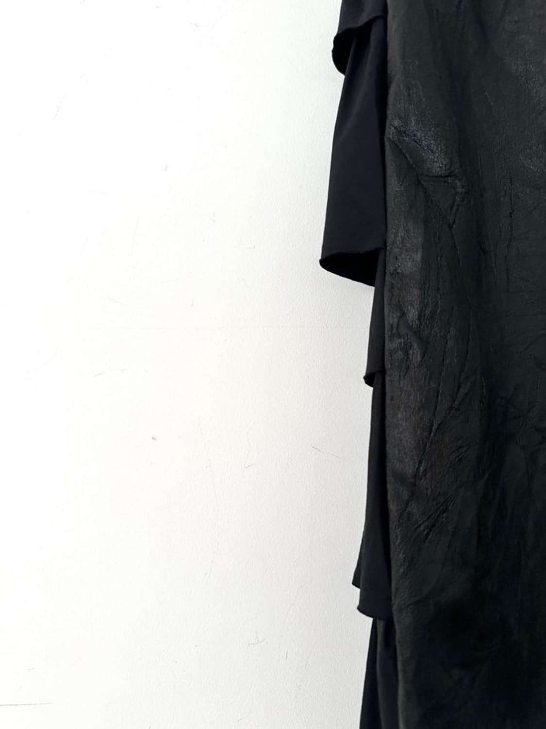 Facade leather & flare skirt / black 상품이미지9