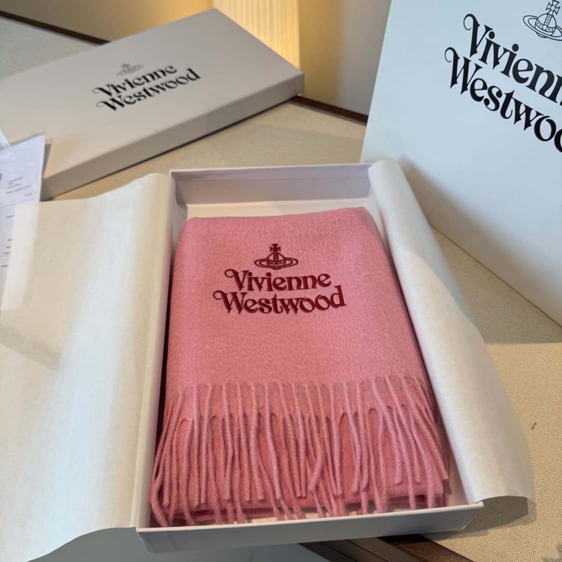 비비안 웨스트우드 스카프 상품이미지4