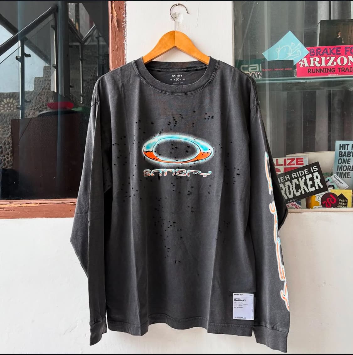 새티스파이x오클리 모스테크 롱 티셔츠 상품이미지2