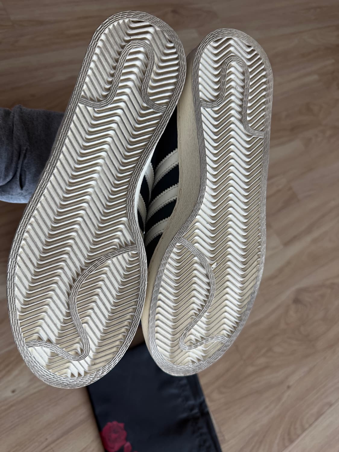 [us 9,270] 아디다스x윌리 차바리아 자바 로우 상품이미지3