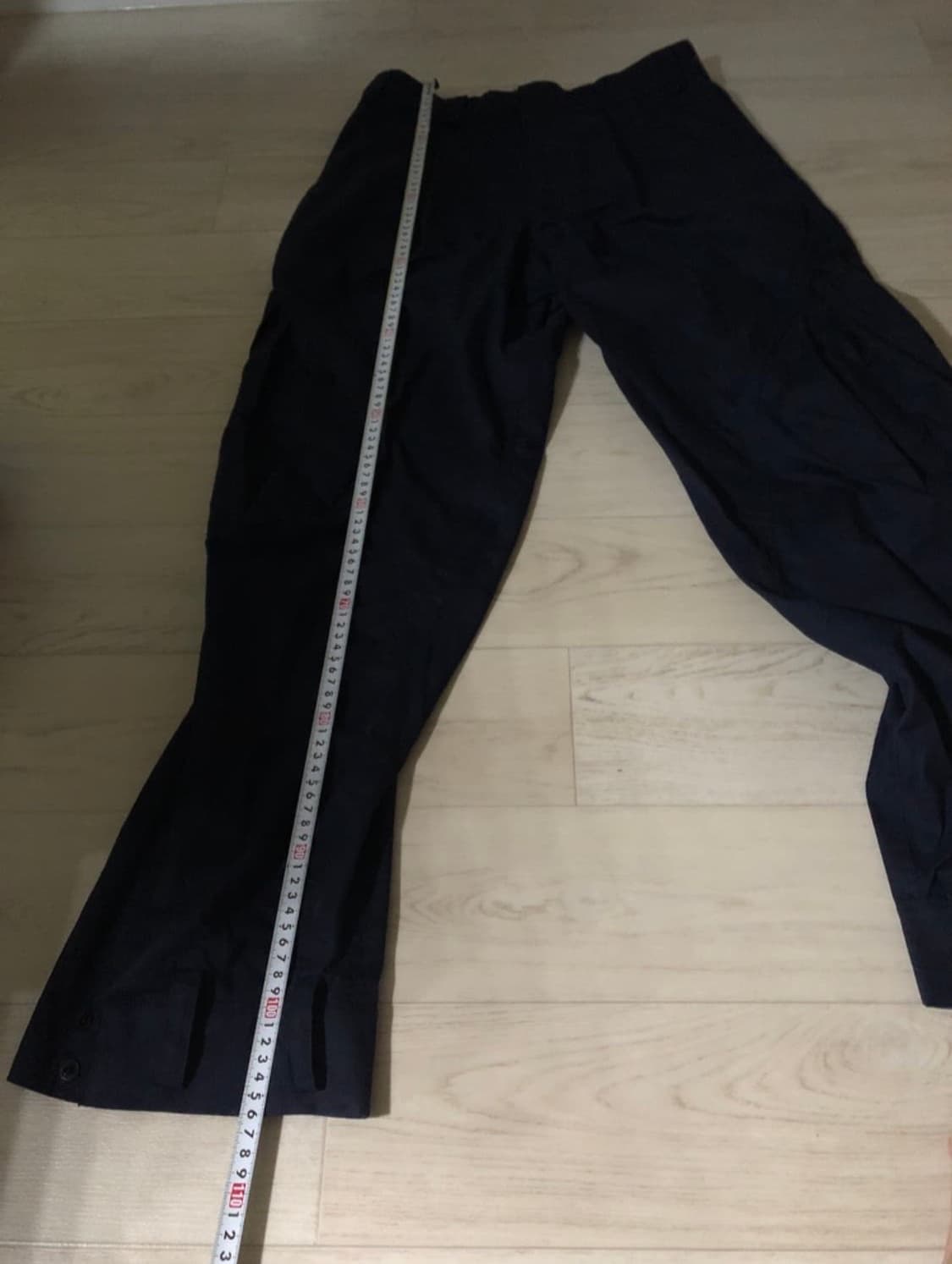 혜인서 24ss 네이비 쉘팬츠 상품이미지2