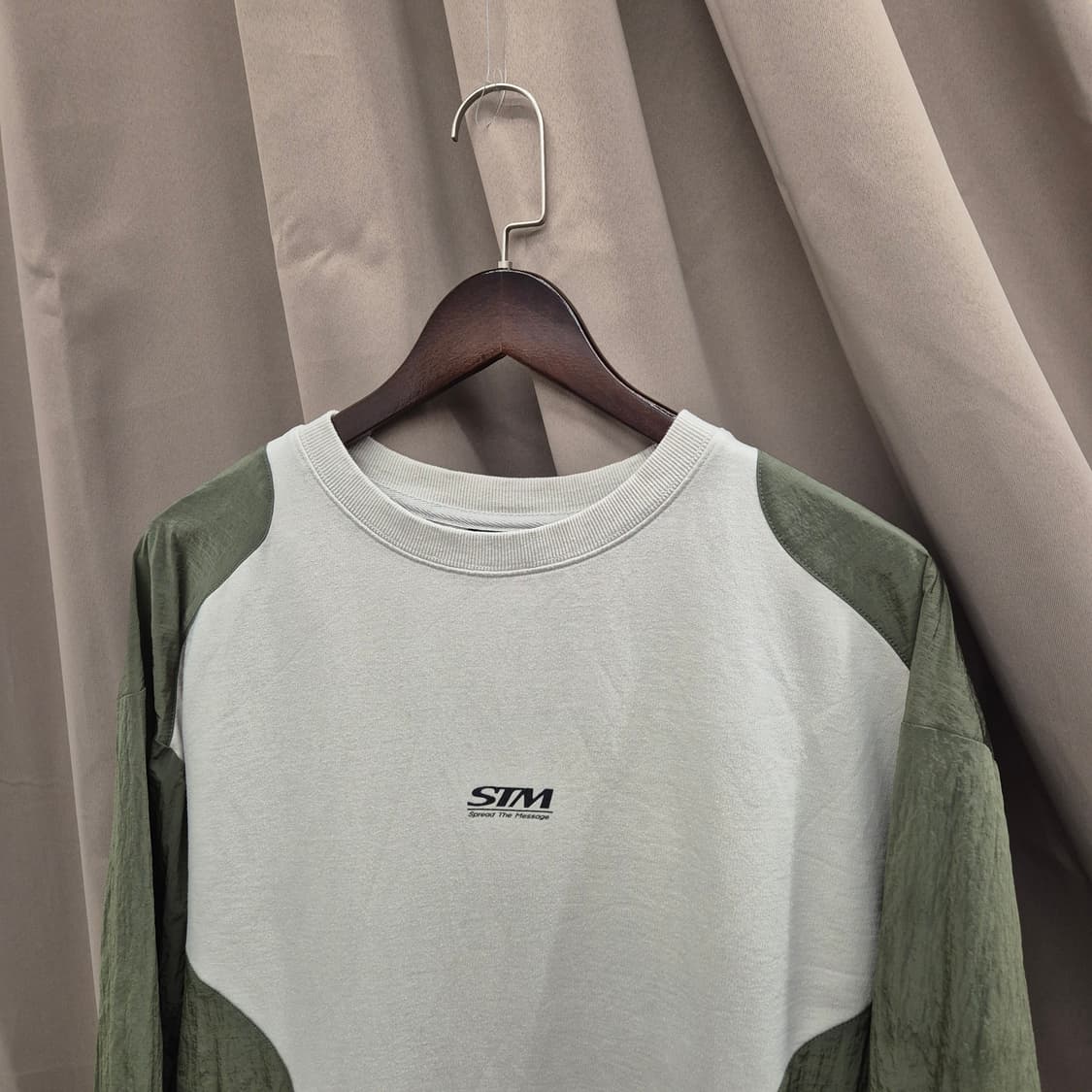 브라운브레스 STM 2TONE CREWNECK 긴팔티 XL 상품이미지2