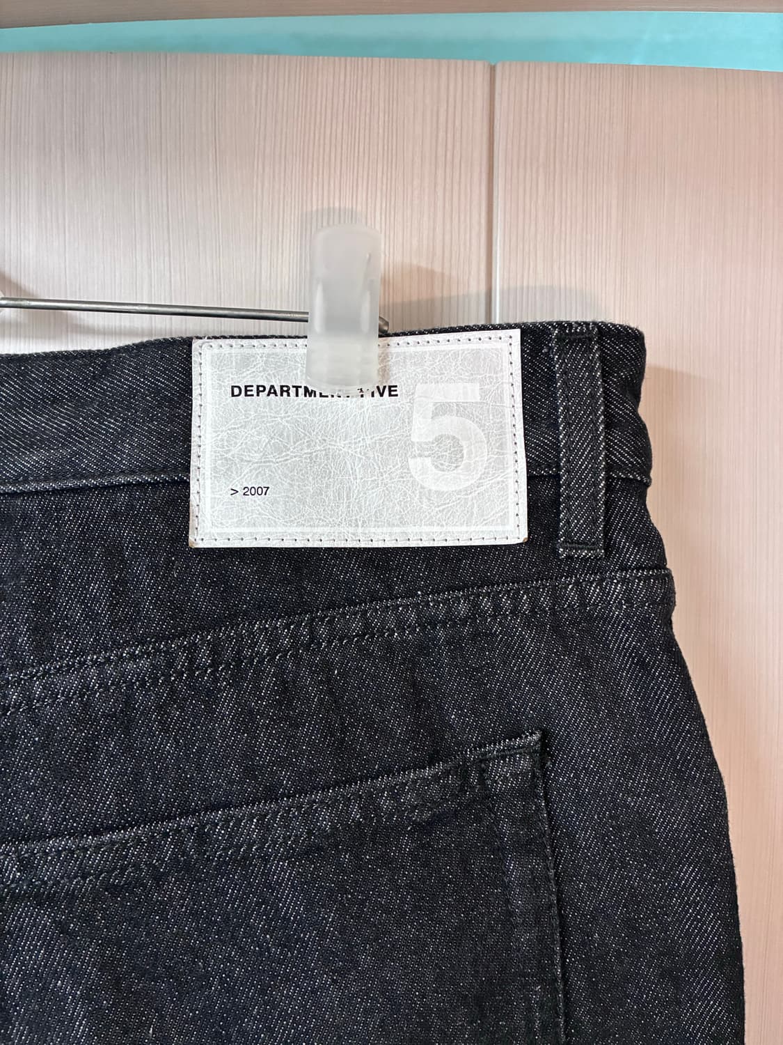 새제품) 디파트먼트5 블랙 데님 팬츠 상품이미지4