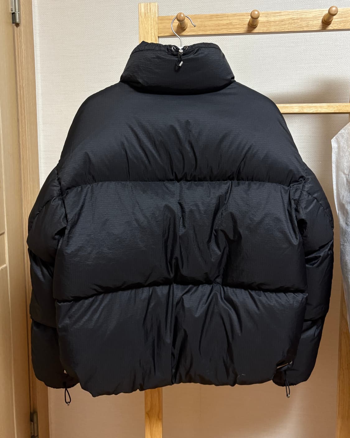 [M] 인사일런스 드로스트링 립스탑 구스 다운 자켓 상품이미지5