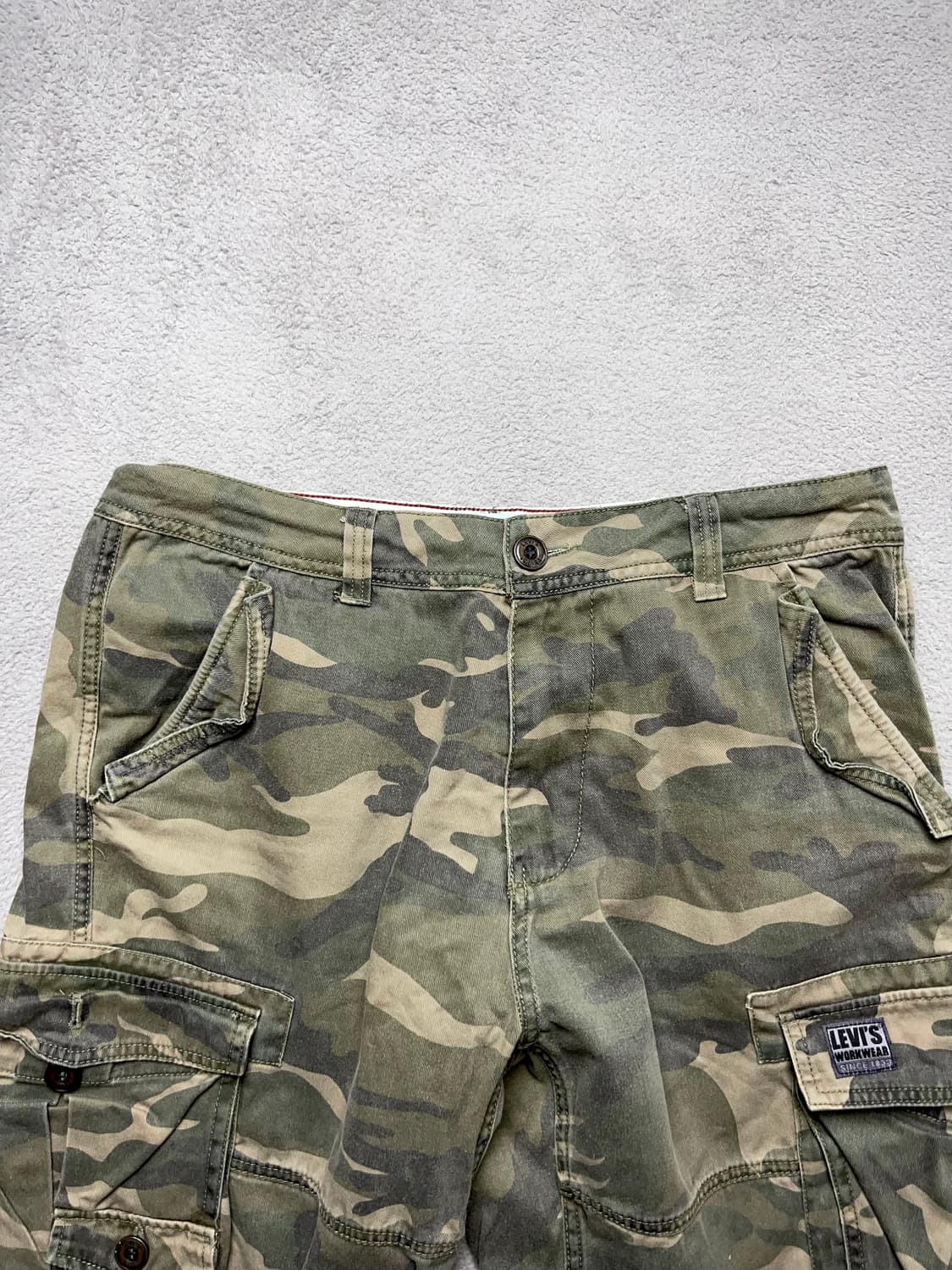 [32] 리바이스 카모 카고반바지 상품이미지1