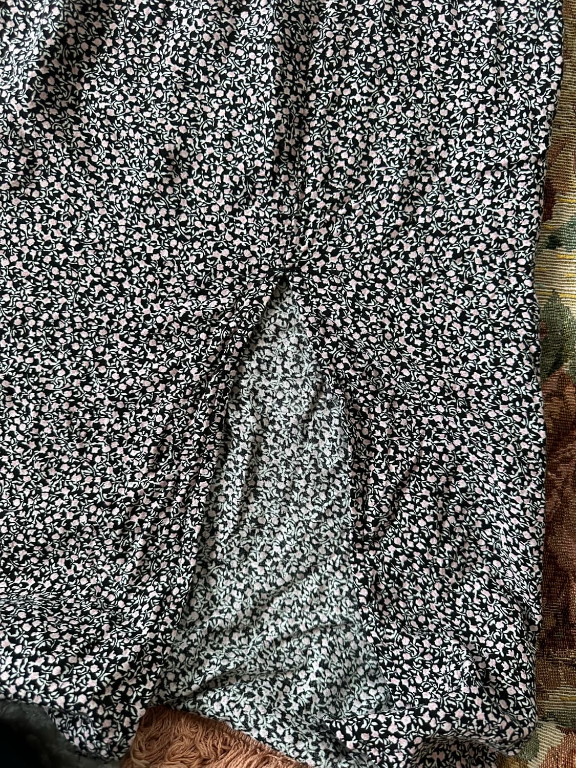 H&M 썬드레스 잔꽃패턴 트임 롱원피스 상품이미지3