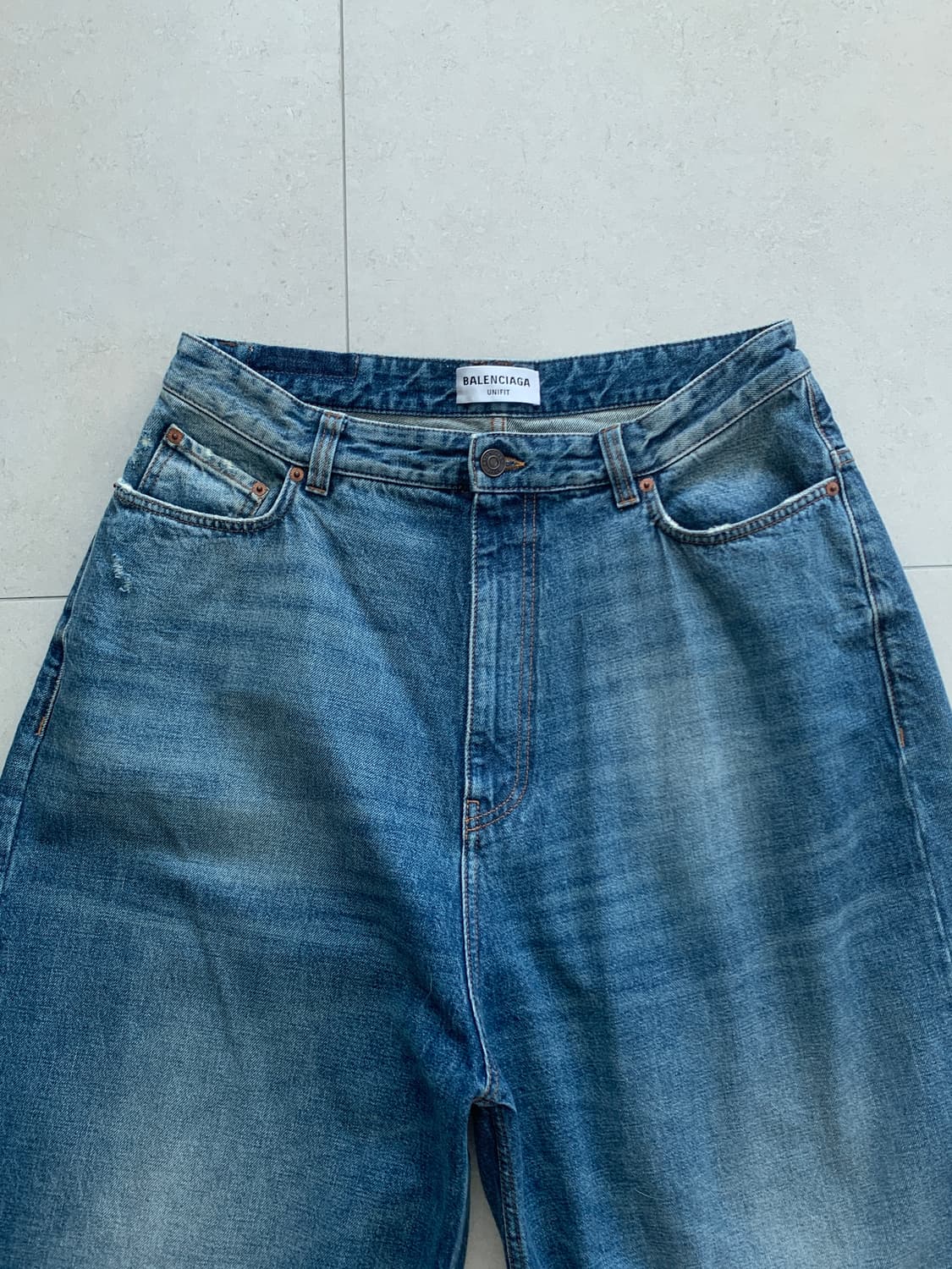 [L] 발렌시아가 풀업 데님 중청 상품이미지2