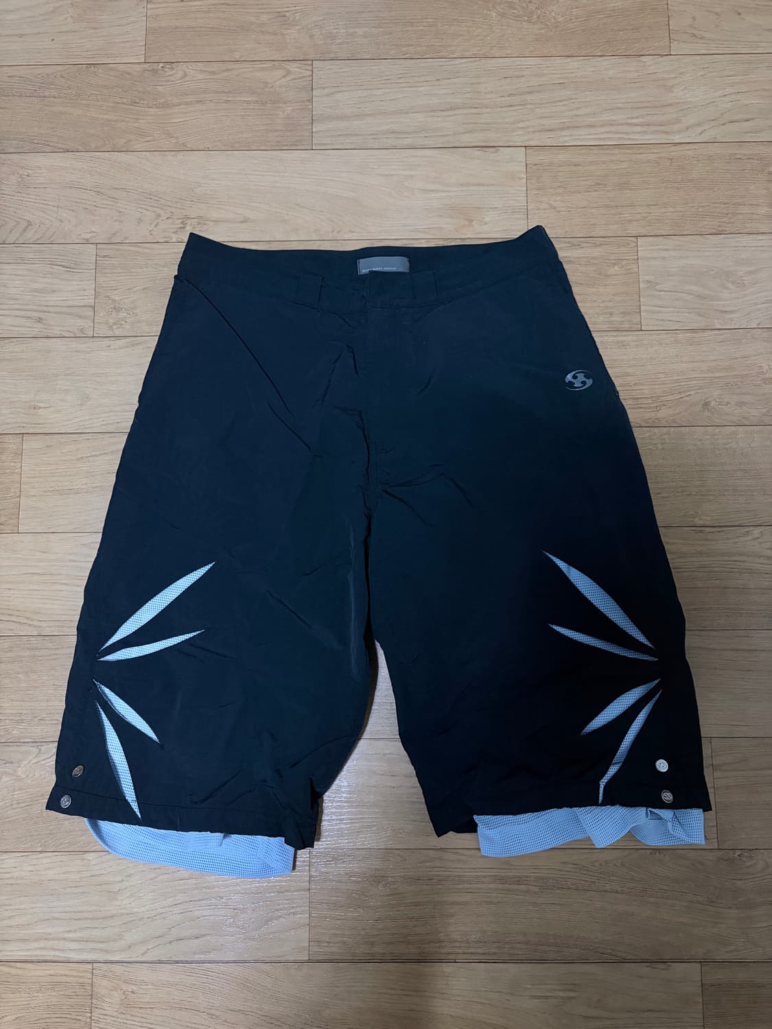 [4] 산산기어 컷 오프 메쉬 쇼츠 블랙 상품이미지2