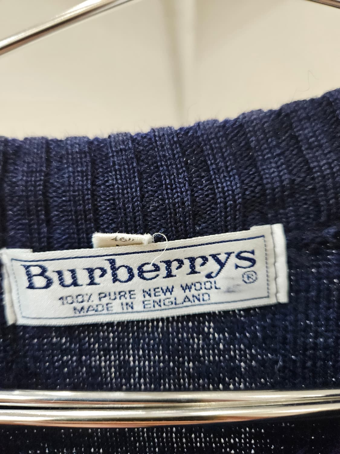 버버리 숄더패치 니트 상품이미지7