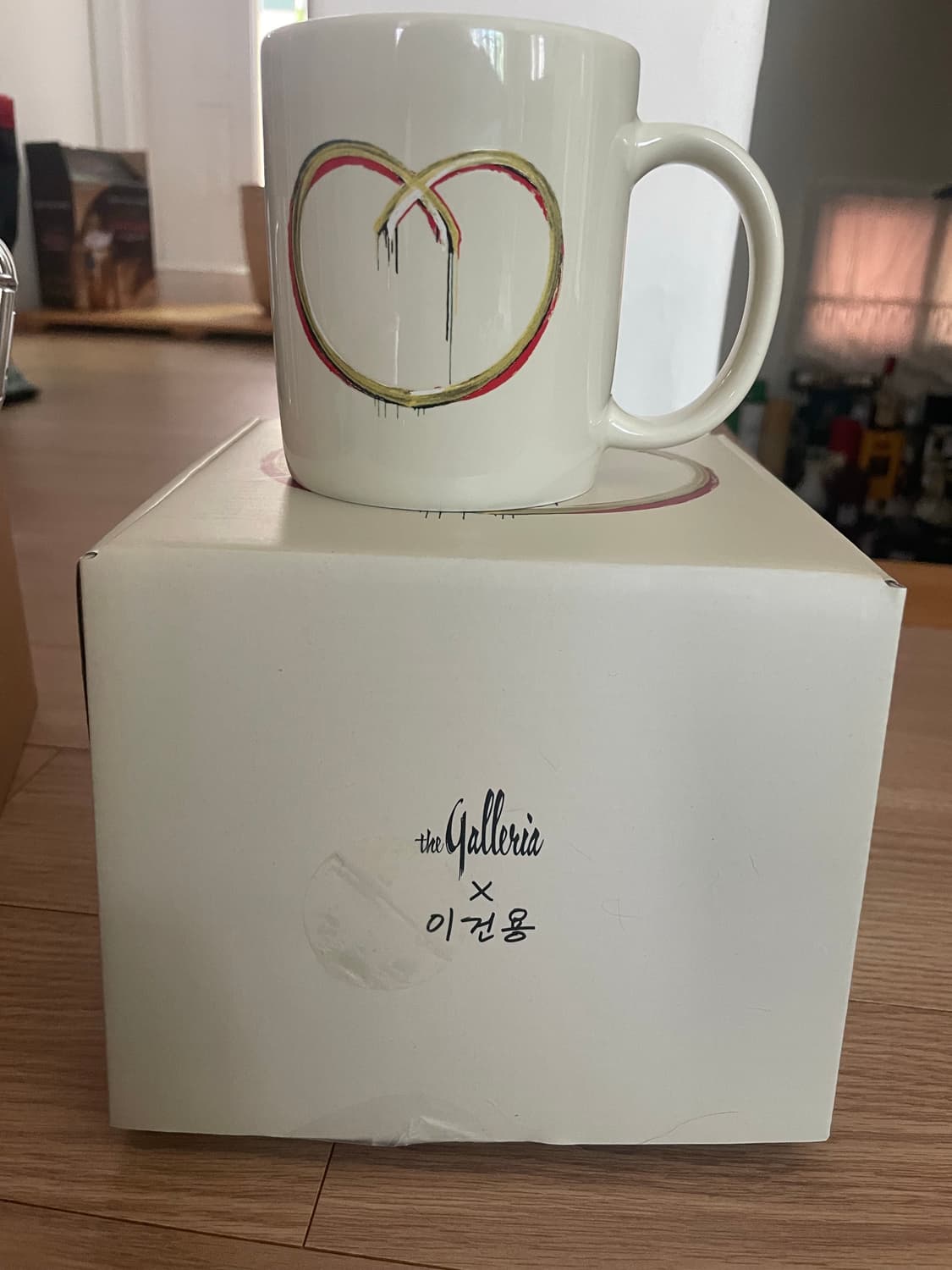 갤러리아백화점 × 한국 현대미술 거장 이건용 작가 콜라보 머그컵 상품이미지2