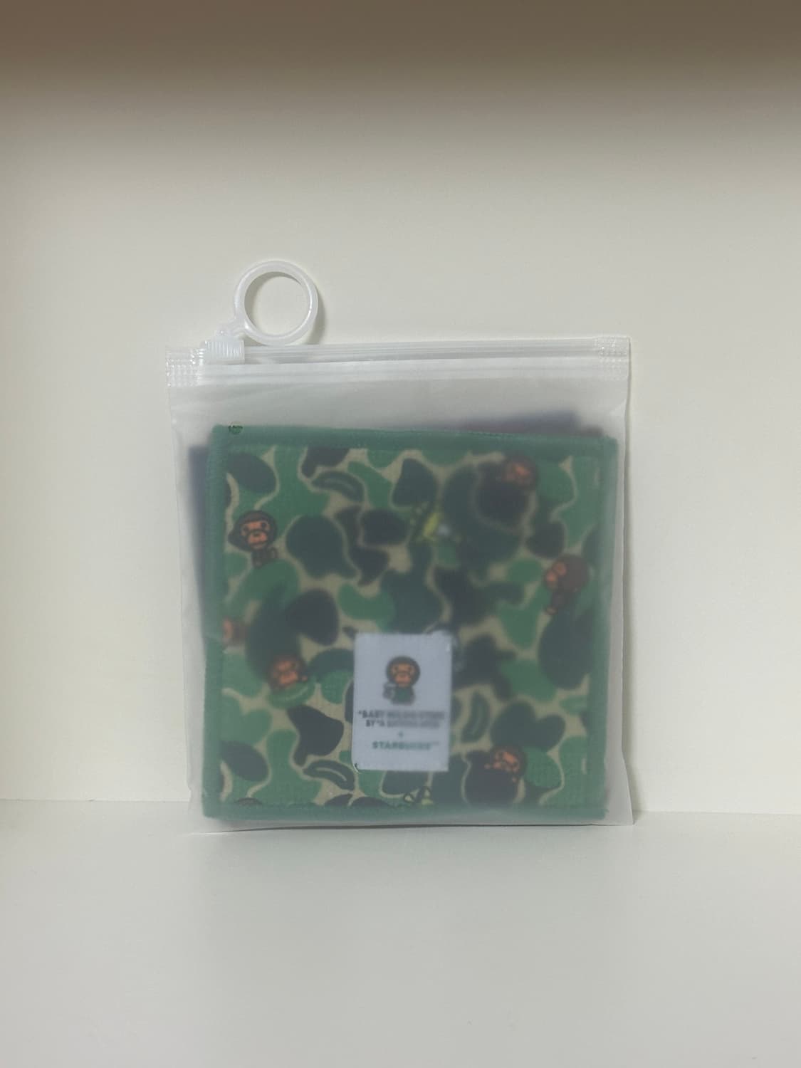 새상품) 스타벅스 베이프 베이비마일로 콜라보 코스터 4종 세트 상품이미지1