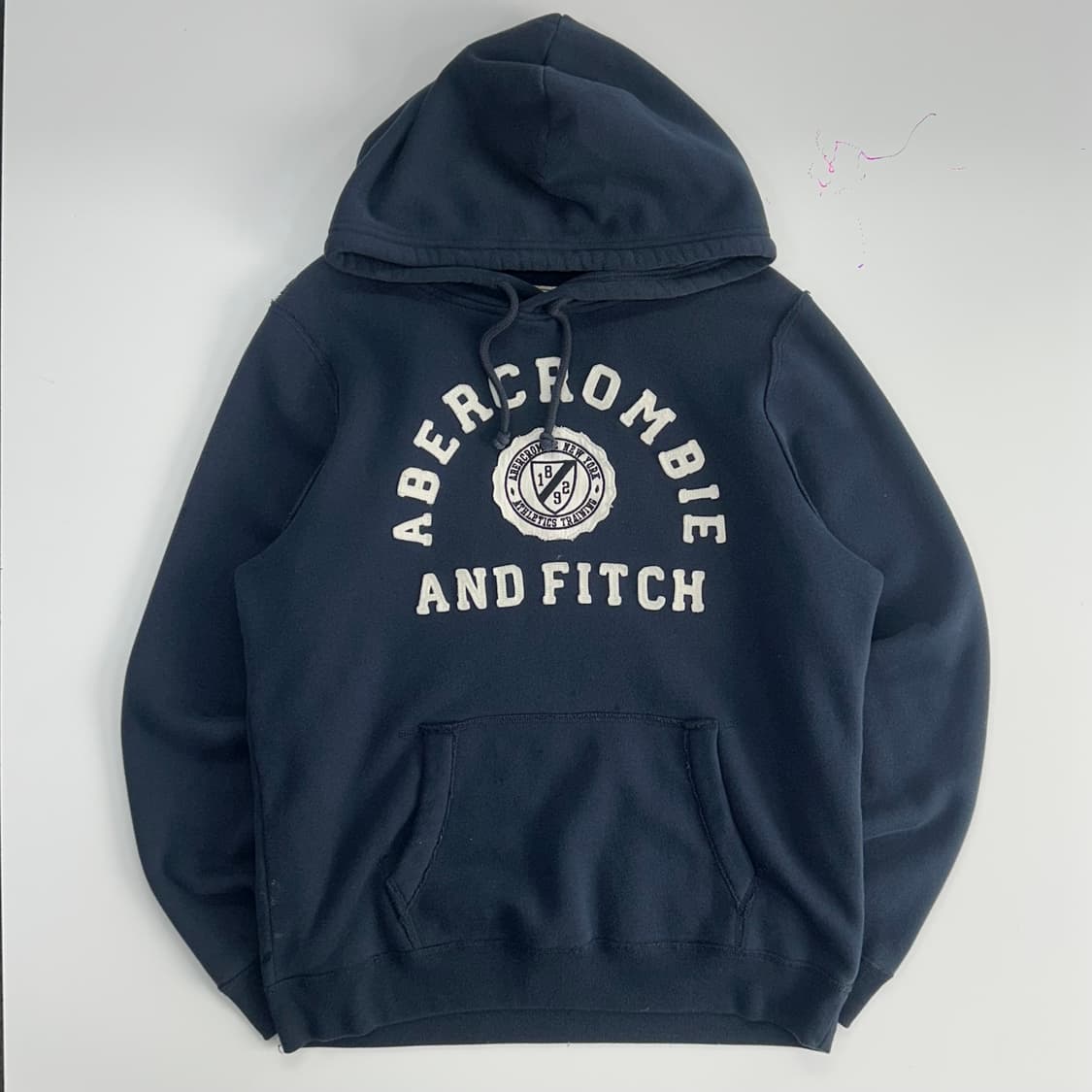 Abercrombie 아베크롬비 스펠아웃로고 네이비 후드티 상품이미지3