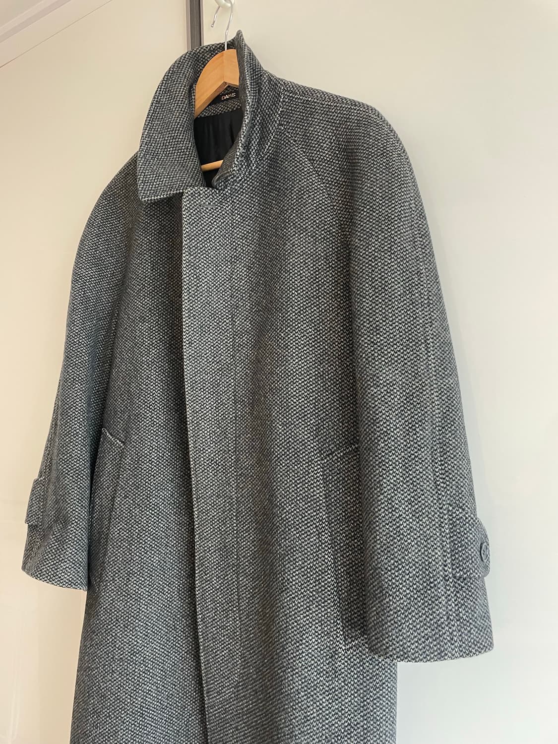 닥스 트위드 래글런 발마칸 코트 / 버버리 아나토미카 코히어런스 상품이미지4