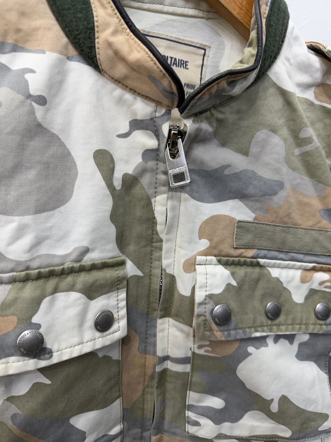 정품) 쟈딕앤볼테르 카모플라쥬 야상 자켓 XS 상품이미지4