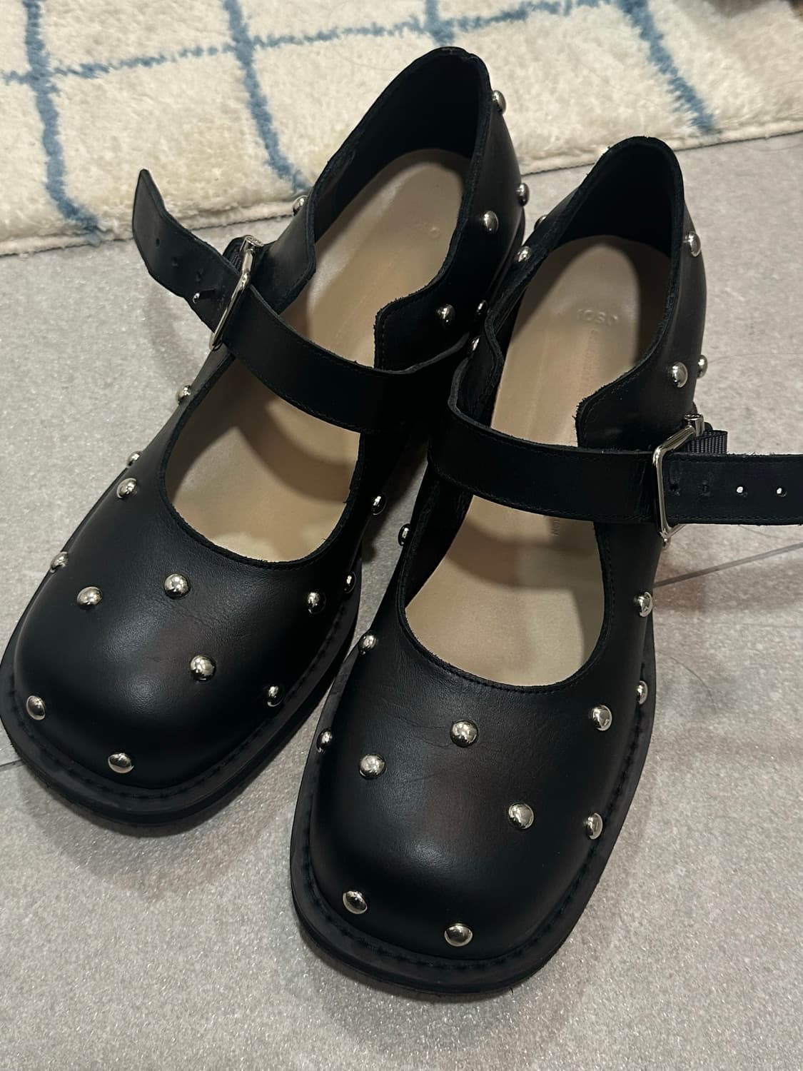 오소이 블랙 스터드 메리제인  상품이미지3