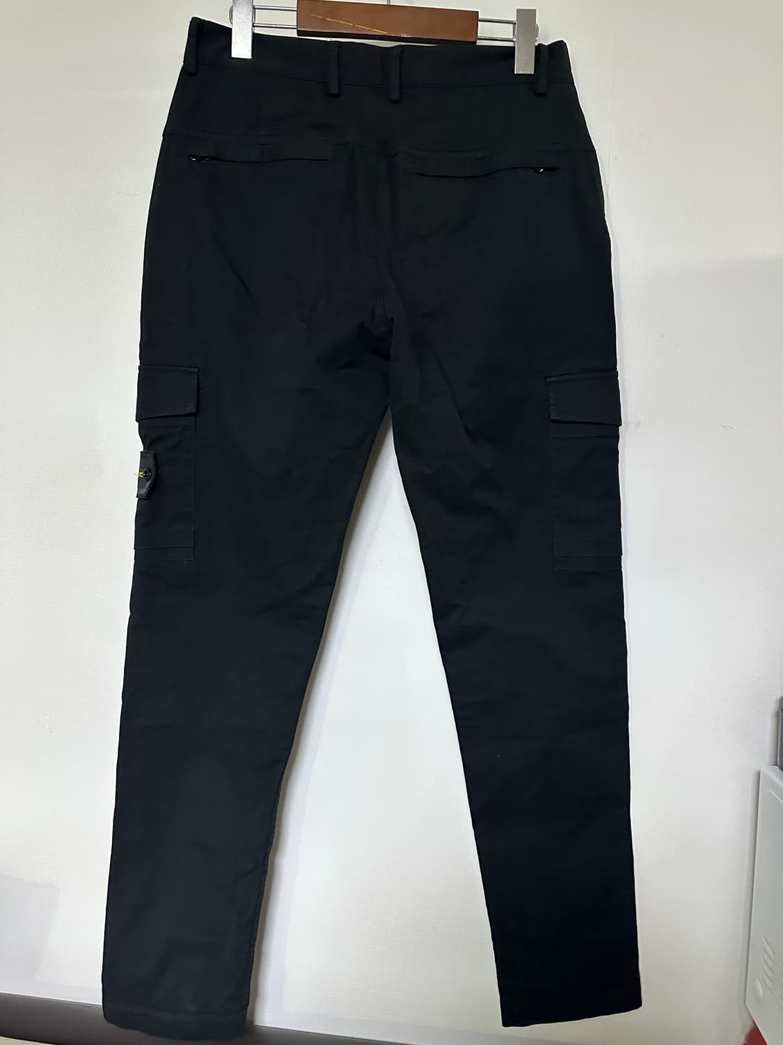 스톤아일랜드 블랙 카고 바지 새것 상품이미지3