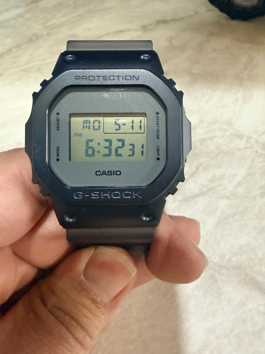 G-SHOCK시계 GM-5600MF 메탈 스퀘어 물안개모델 상품이미지4