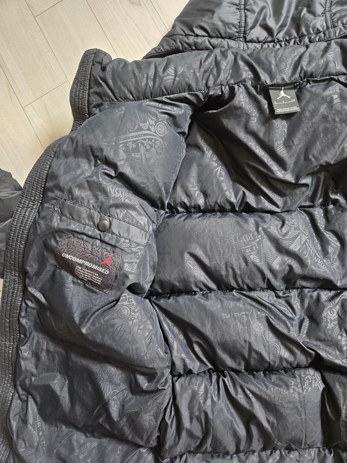 [s]나이키 조던 패딩 상품이미지4