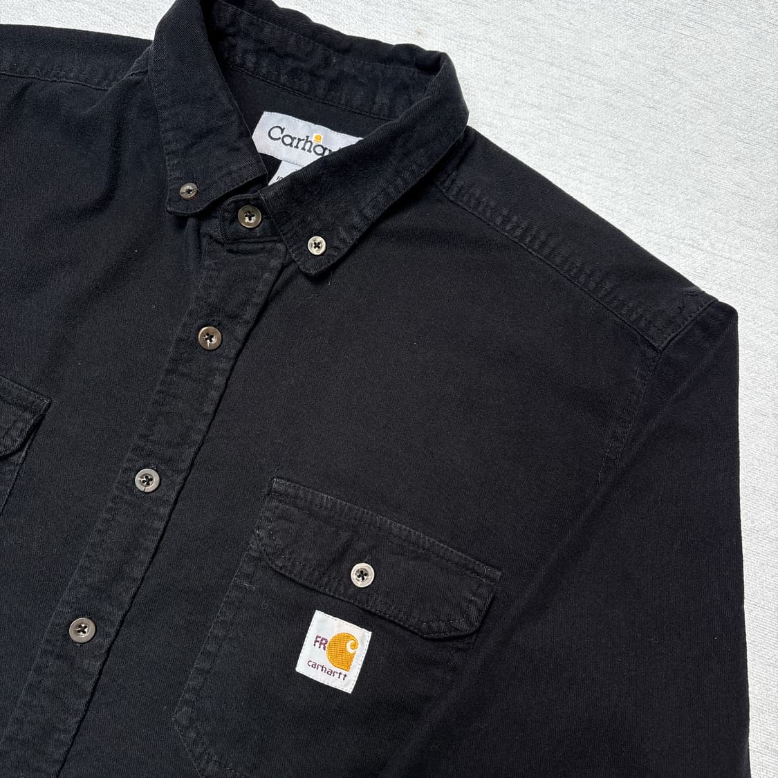 칼하트 블랙셔츠 상품이미지3