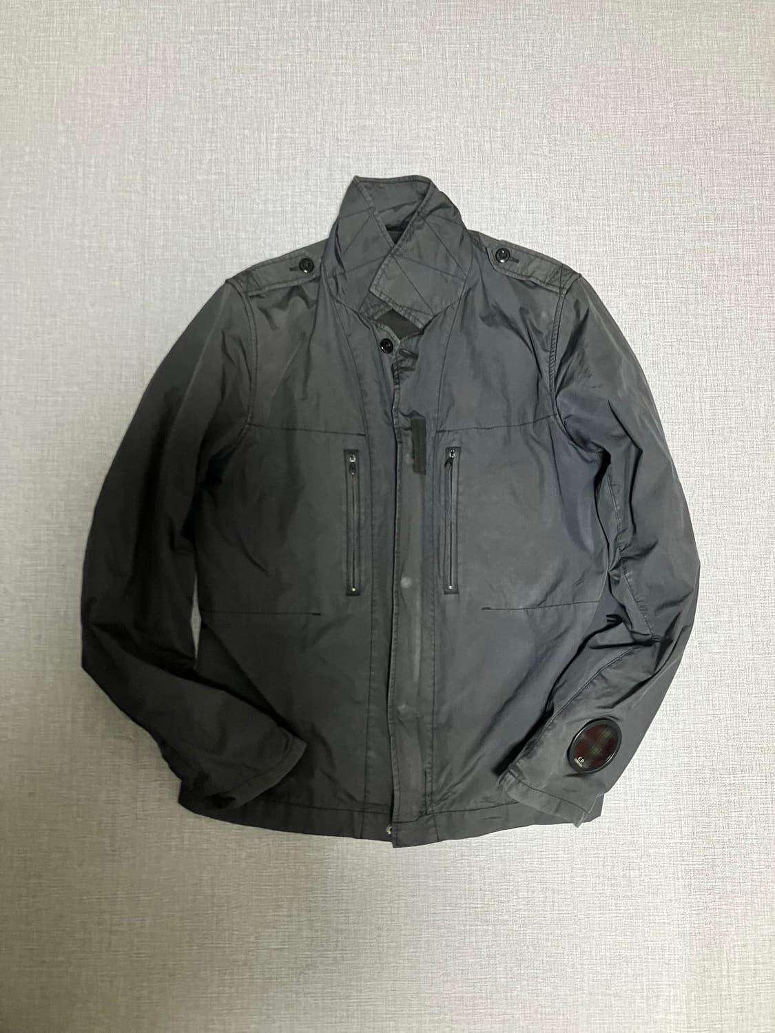 Cp컴퍼니 워시드 사파리 대왕와펜 셔츠자켓 백화점판 상품이미지1