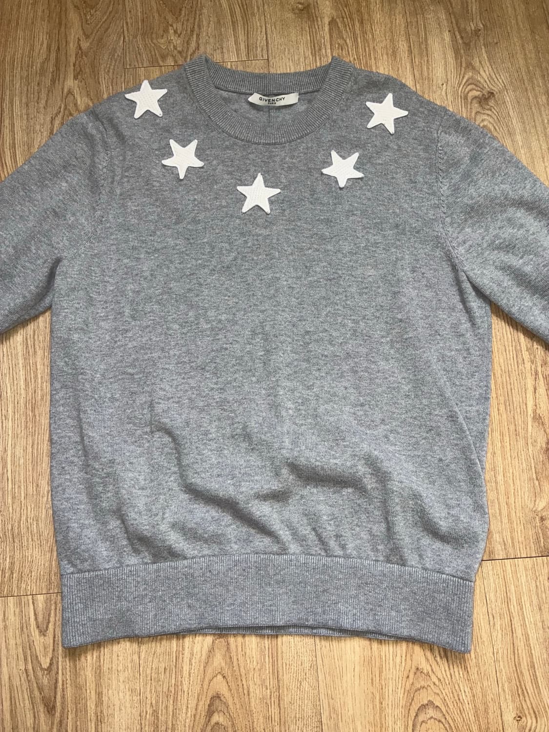 지방시 스타 맨투맨 L 상품이미지1