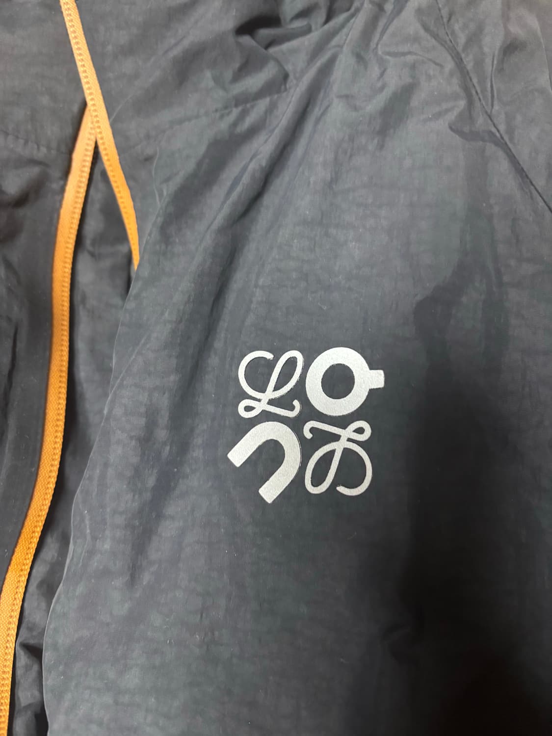 [남자 S] 로에베X온러닝 테크니컬 쉘 패딩 자켓 블랙 상품이미지2