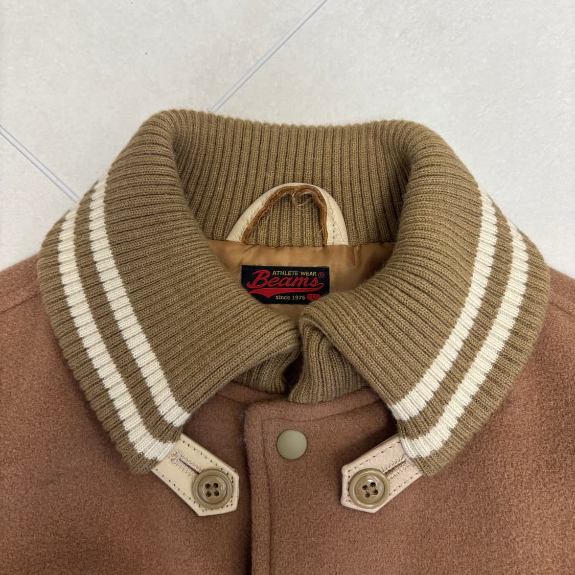 빔즈 레더 바시티 자켓 상품이미지3