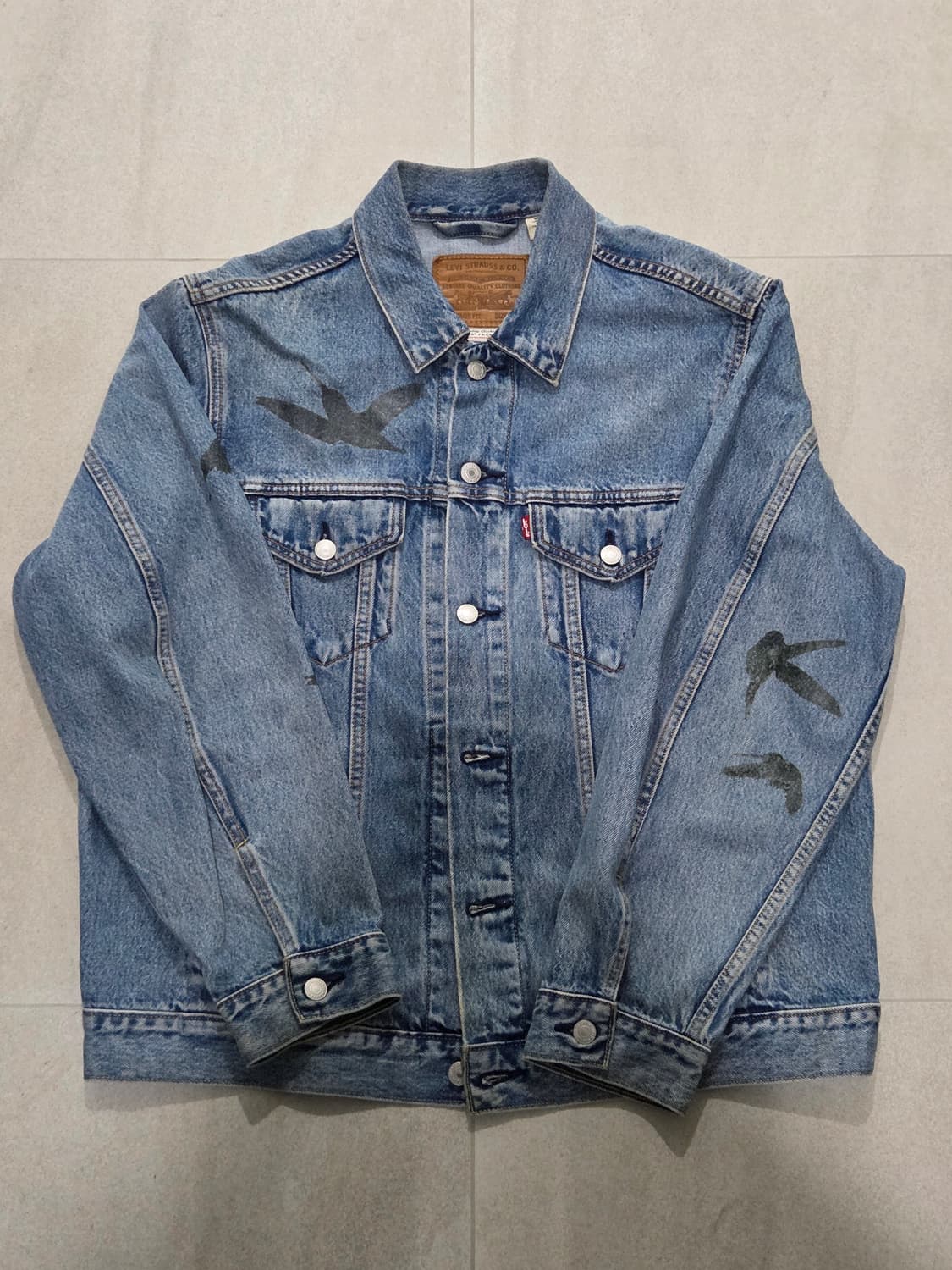 리바이스 버드 프린팅 데님자켓 상품이미지1