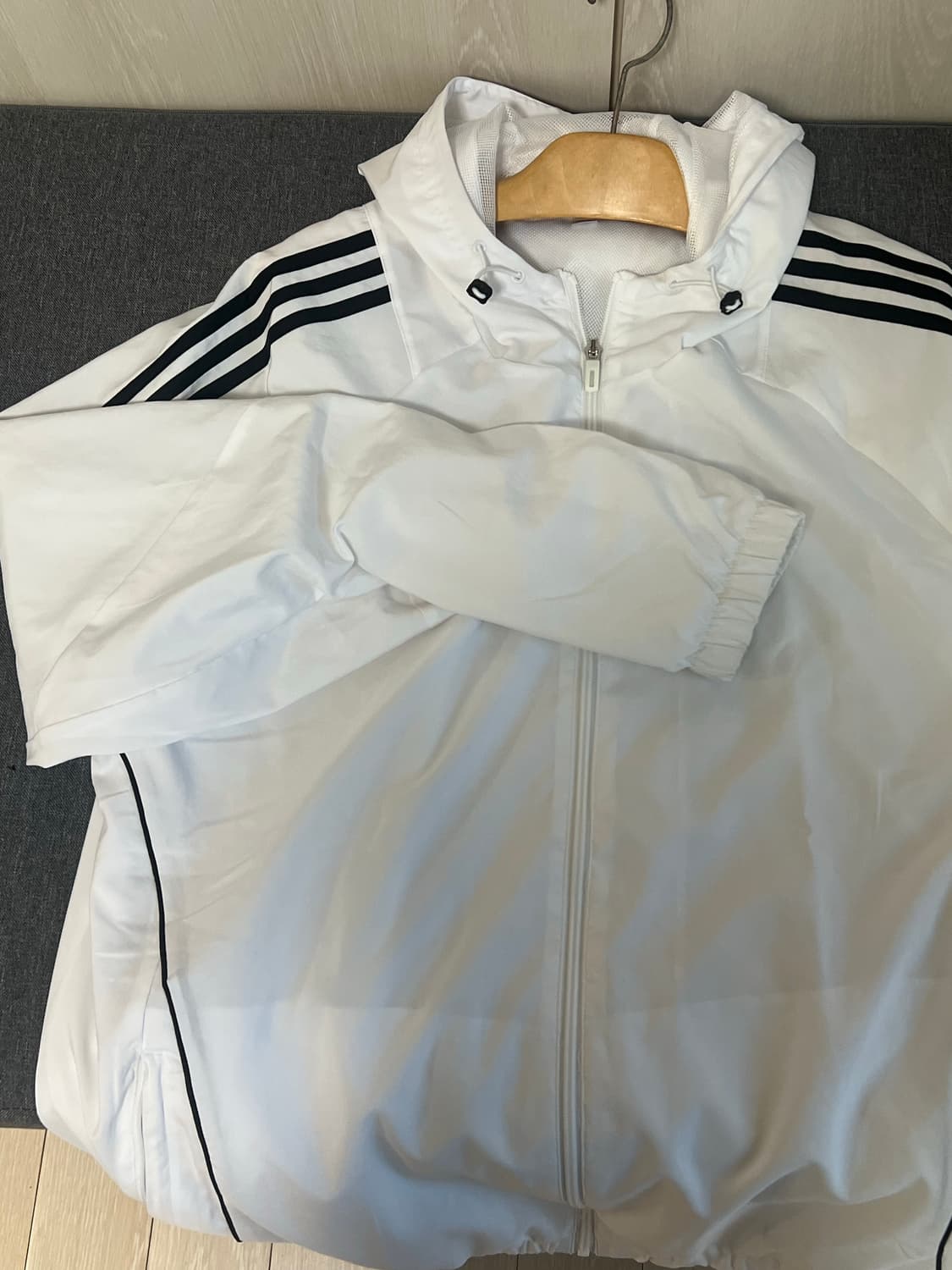 아디다스 티로 24 바람막이 상품이미지3