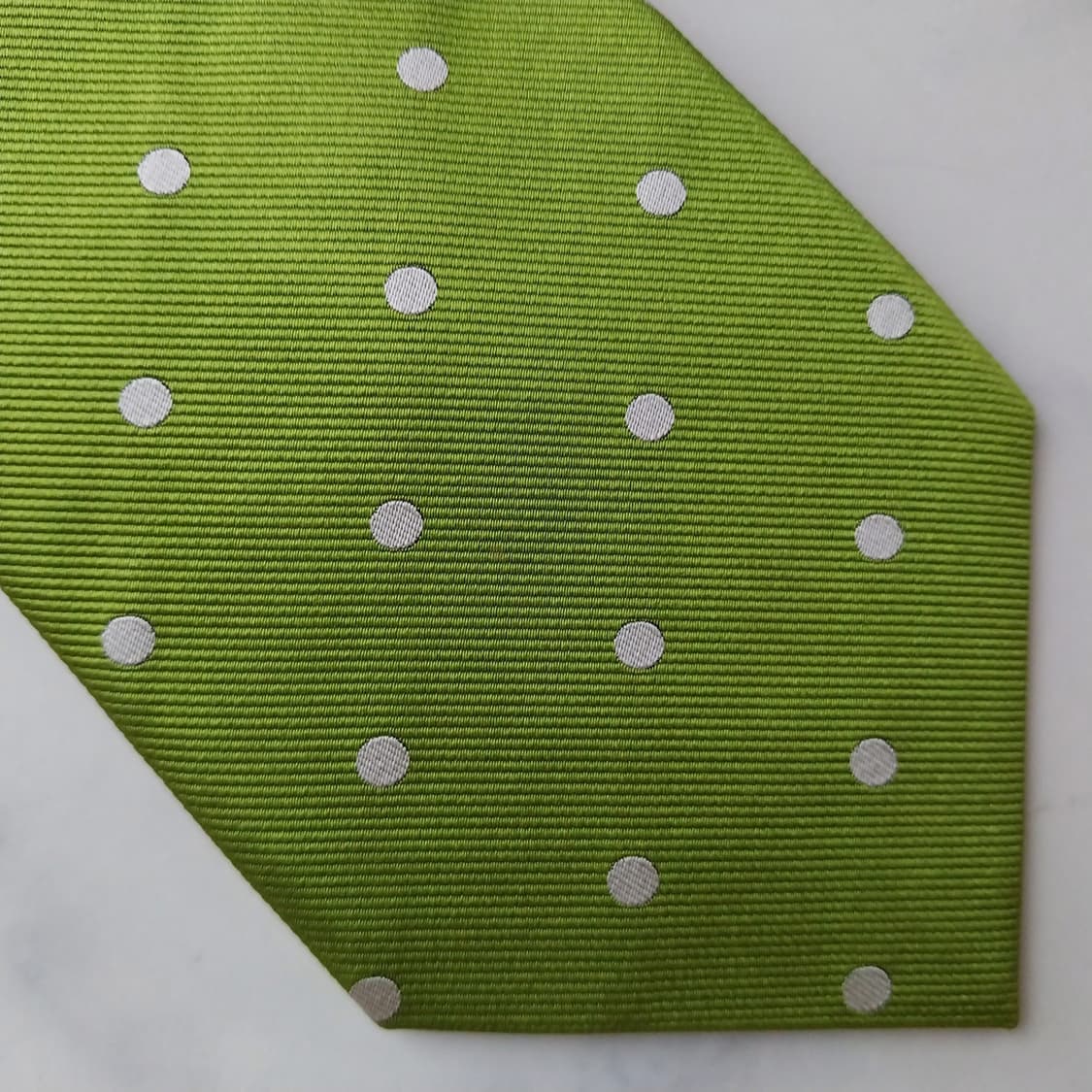 니나리치 실크 라임 도트 넥타이 9.1cm A등급 K1681
 상품이미지9