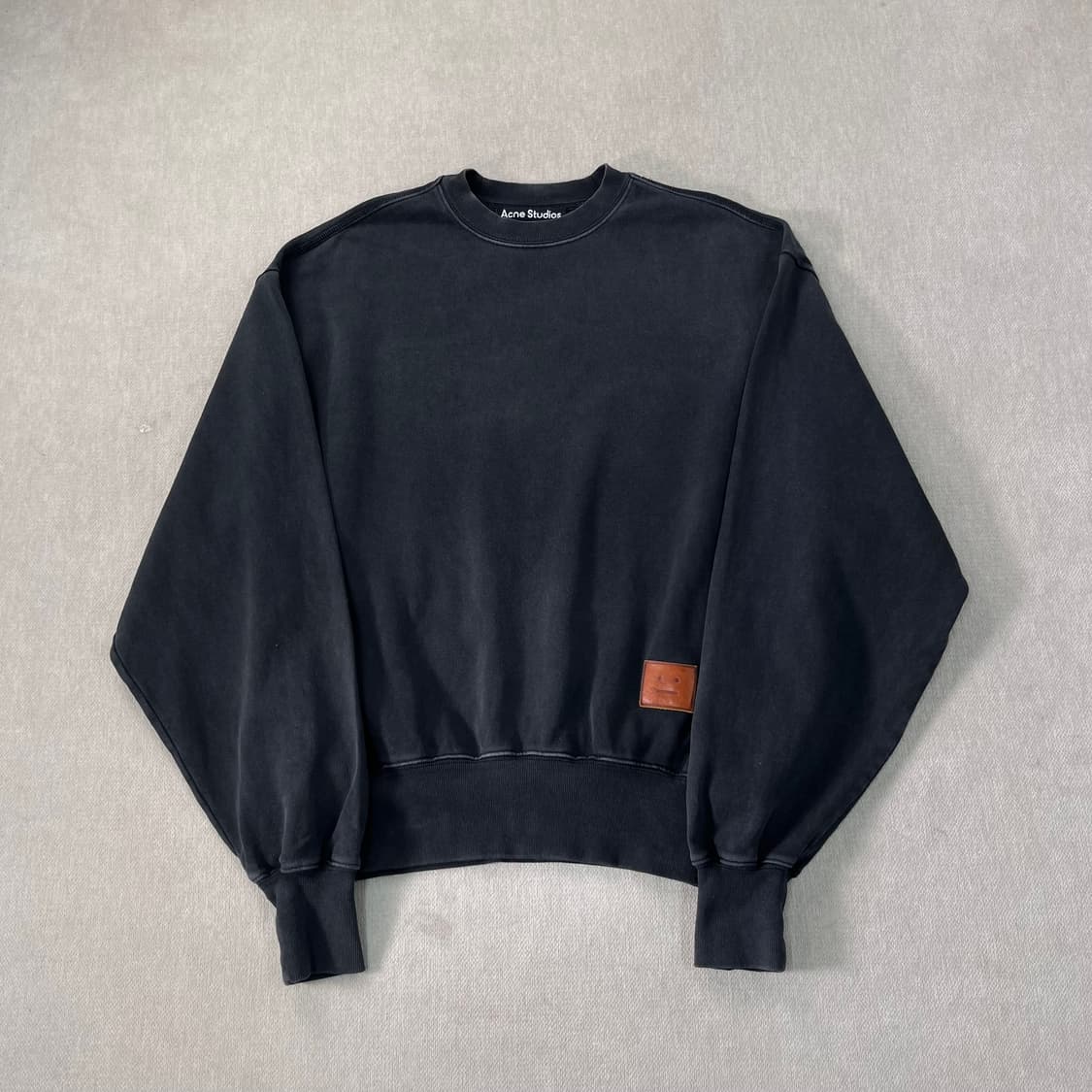 W 95 아크네스튜디오 페이스로고 릴렉스 맨투맨 상품이미지2