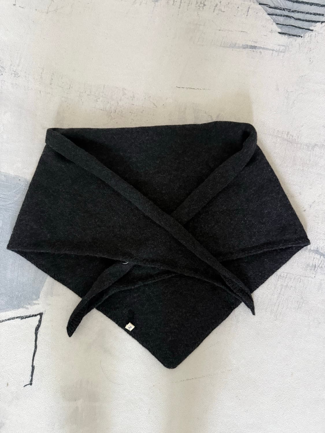 팔로마울 니트 트라이앵글 스카프 상품이미지1